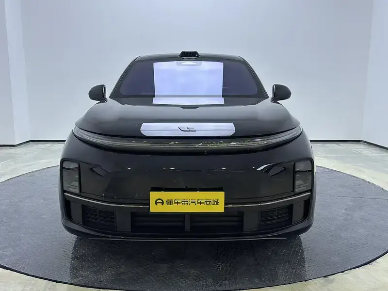 2024 Li Auto (Lixiang) L7 с пробегом 31 400 км