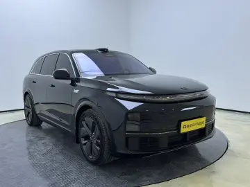 2024 Li Auto (Lixiang) L7 с пробегом 31 400 км