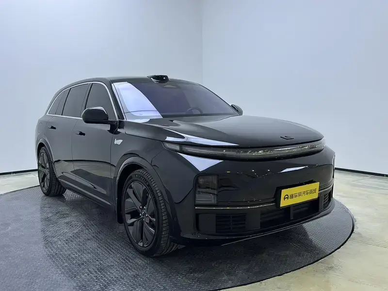 2024 Li Auto (Lixiang) L7 с пробегом 31 400 км