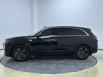 2024 Li Auto (Lixiang) L7 с пробегом 31 400 км