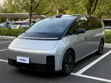 Li Auto (Lixiang) Mega