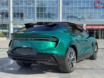 2023 Lotus Eletre с пробегом 22 000 км