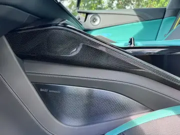 2023 Lotus Eletre с пробегом 22 000 км