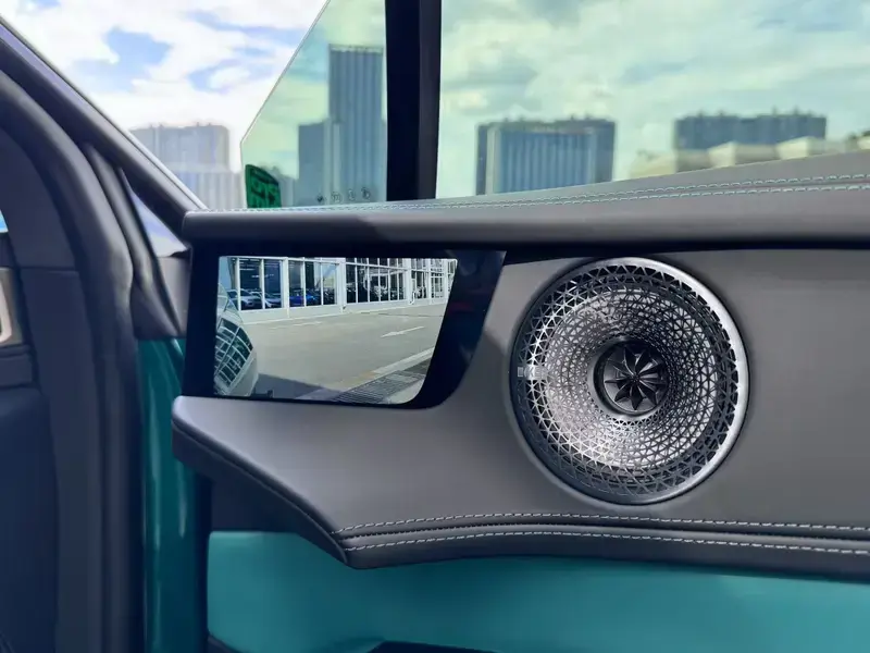2023 Lotus Eletre с пробегом 22 000 км