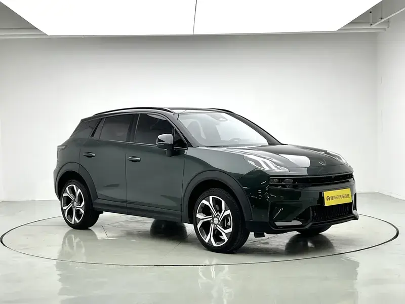 2023 Lynk & Co 06 с пробегом 27 200 км