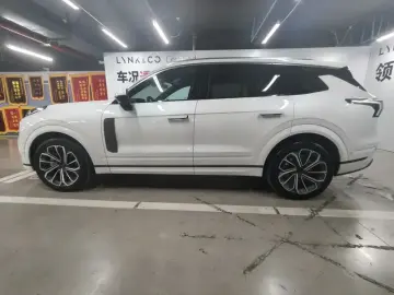 2024 Lynk & Co 09 с пробегом 20 700 км