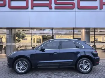 2021 Porsche Macan с пробегом 47 000 км