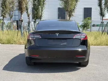 2023 Tesla Model 3 с пробегом 89 000 км
