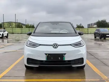 2022 Volkswagen ID.3 с пробегом 62 000 км