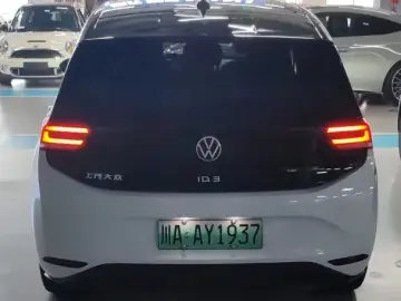 2023 Volkswagen ID.3 с пробегом 94 000 км