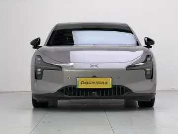 2025 Xpeng Mona M03 с пробегом 15 400 км