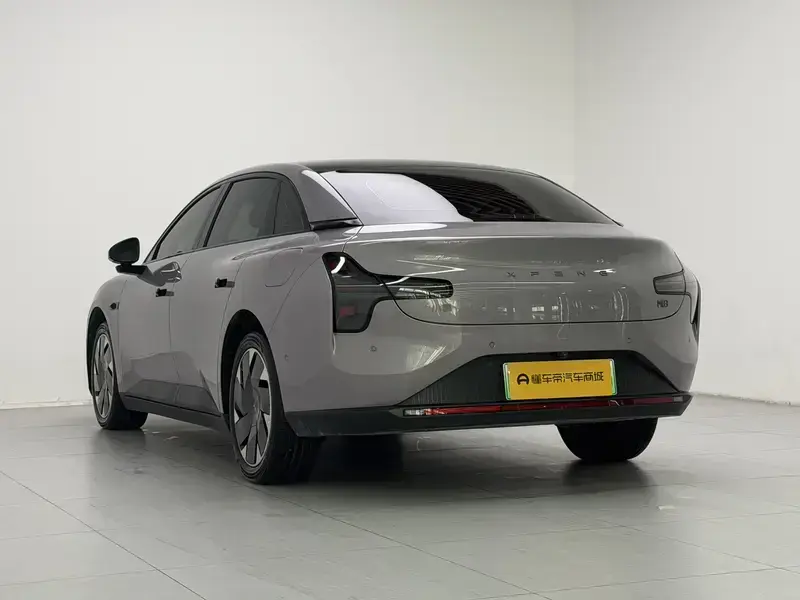 2025 Xpeng Mona M03 с пробегом 15 400 км