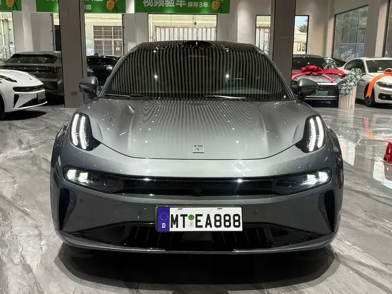 2024 Zeekr 001 с пробегом 52 000 км
