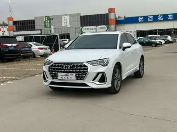 2024 Audi Q3 с пробегом 48 000 км