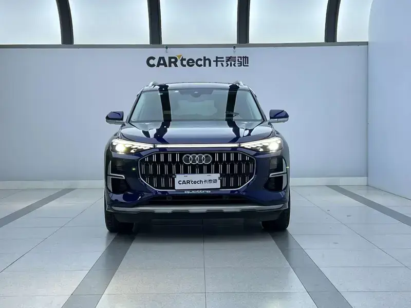 2024 Audi Q6 с пробегом 30 500 км