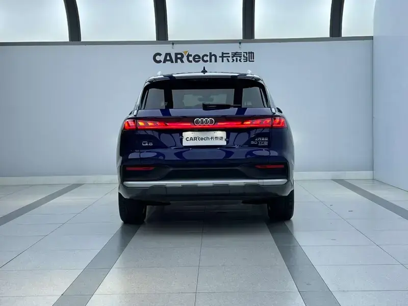 2024 Audi Q6 с пробегом 30 500 км