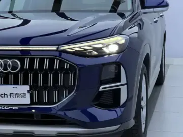 2024 Audi Q6 с пробегом 30 500 км