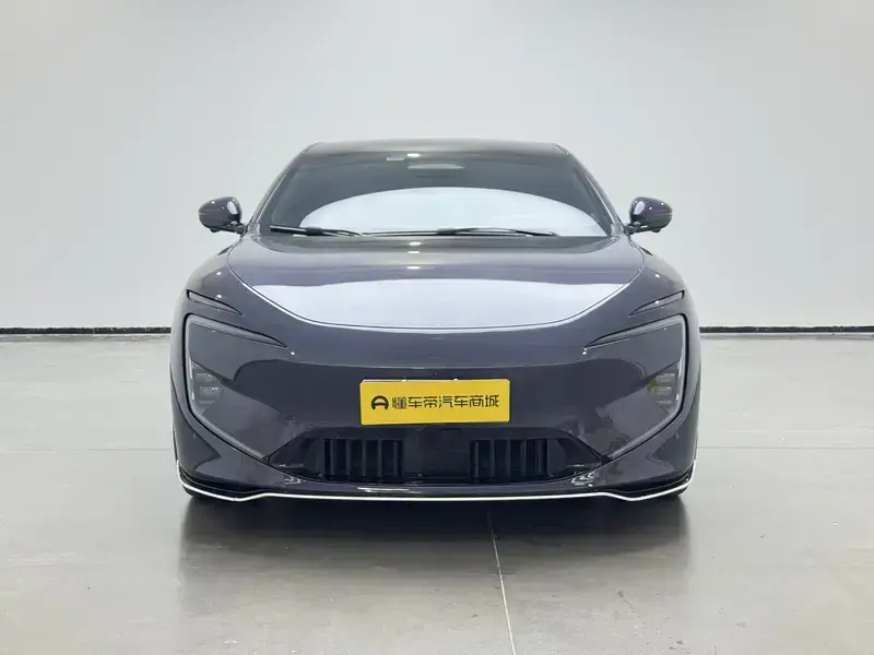 2024 Avatr 12 с пробегом 26 600 км