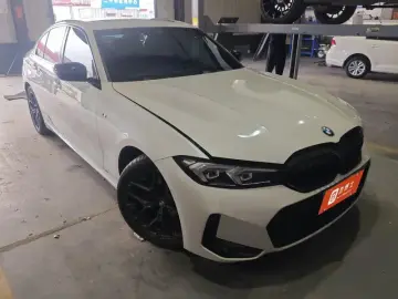2025 BMW 3 серии с пробегом 16 000 км