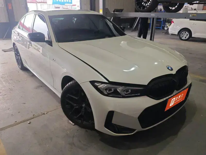 2025 BMW 3 серии с пробегом 16 000 км
