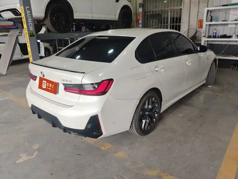 2025 BMW 3 серии с пробегом 16 000 км