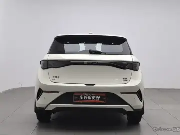 2025 BYD Dolphin с пробегом 6 300 км