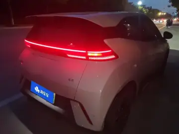 2023 BYD Seagull с пробегом 42 000 км