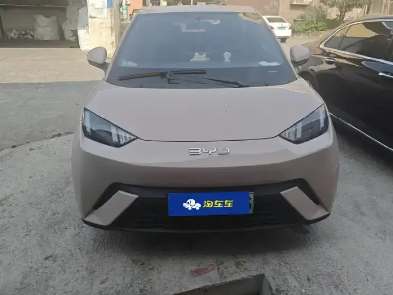 2025 BYD Seagull с пробегом 11 000 км