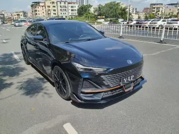 2022 Changan UNI-V с пробегом 32 900 км