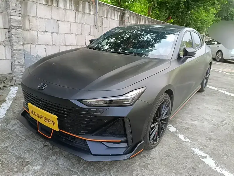 2023 Changan UNI-V с пробегом 35 200 км