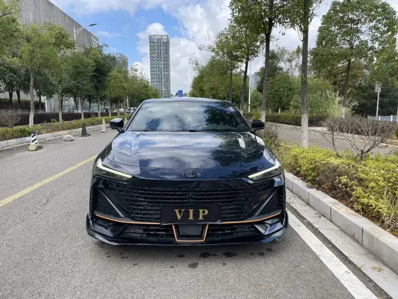 2023 Changan UNI-V с пробегом 51 000 км