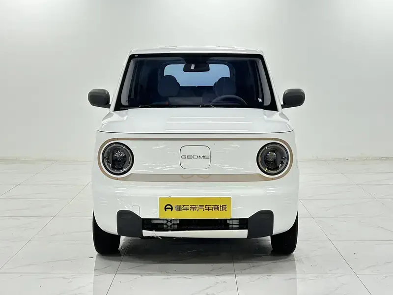 2023 Geely Panda с пробегом 31 000 км
