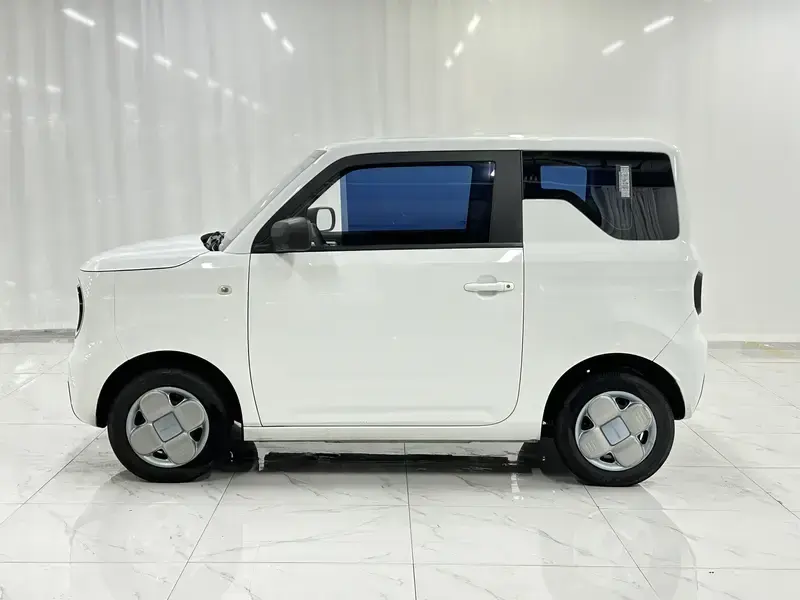 2023 Geely Panda с пробегом 31 000 км