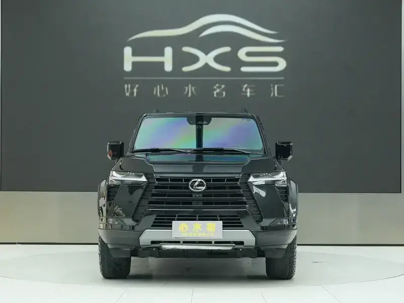 2024 Lexus GX с пробегом 25 000 км