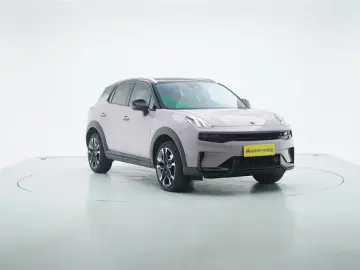 2023 Lynk & Co 06 с пробегом 15 100 км