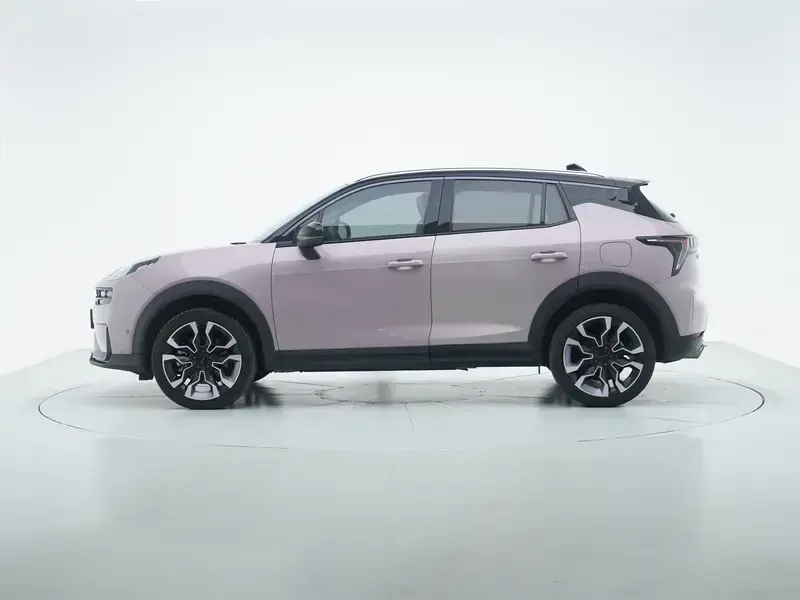 2023 Lynk & Co 06 с пробегом 15 100 км