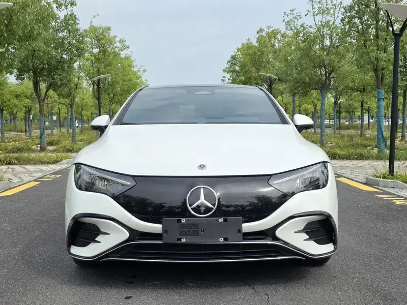 2022 Mercedes-Benz EQE с пробегом 72 000 км