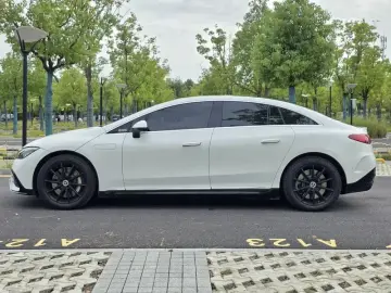 2022 Mercedes-Benz EQE с пробегом 72 000 км