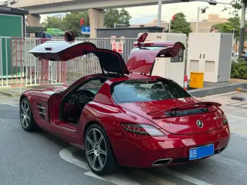 2011 Mercedes-Benz SLS AMG с пробегом 50 000 км