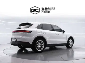 2024 Porsche Cayenne с пробегом 37 000 км