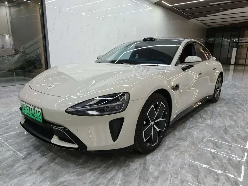 2024 Xiaomi SU7 с пробегом 9 100 км