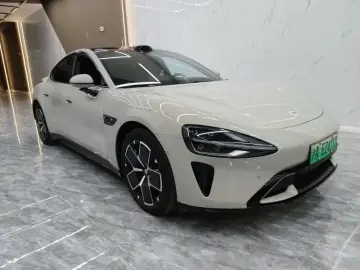 2024 Xiaomi SU7 с пробегом 9 100 км
