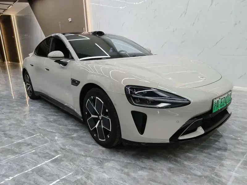 2024 Xiaomi SU7 с пробегом 9 100 км
