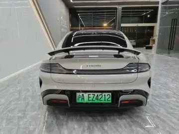 2024 Xiaomi SU7 с пробегом 9 100 км