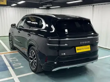 2026 Zeekr 8X с пробегом 3 000 км