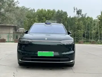 2026 Aito M7 с пробегом 16 000 км
