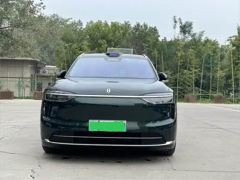 2026 Aito M7 с пробегом 16 000 км