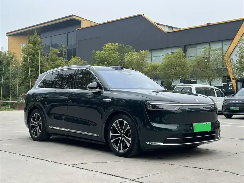 2026 Aito M7 с пробегом 16 000 км