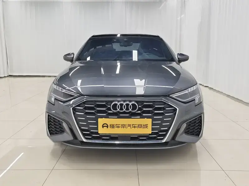 2024 Audi A3 с пробегом 11 300 км