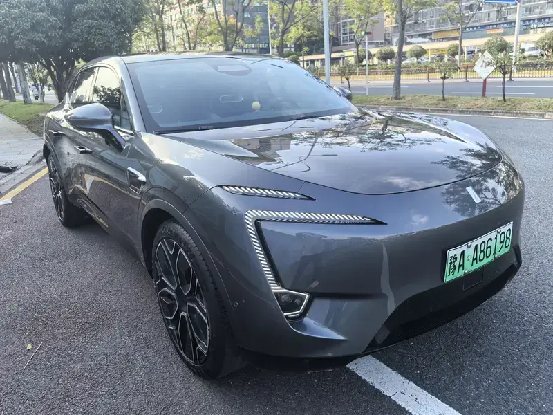 2023 Avatr 11 с пробегом 54 000 км